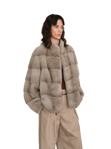 Imported Purple Label Mink Coat Horizontal Ridge Leaning Against the Ridge Craft Mink Fur Coat