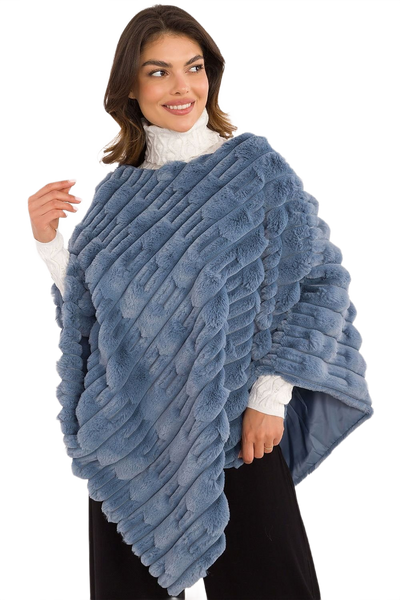Poncho Model 200206 At