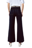 Elegant Styled Straight Jeans